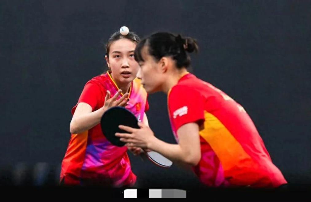 开云体育网页版入口-比赛白热化，球场上刀光剑影