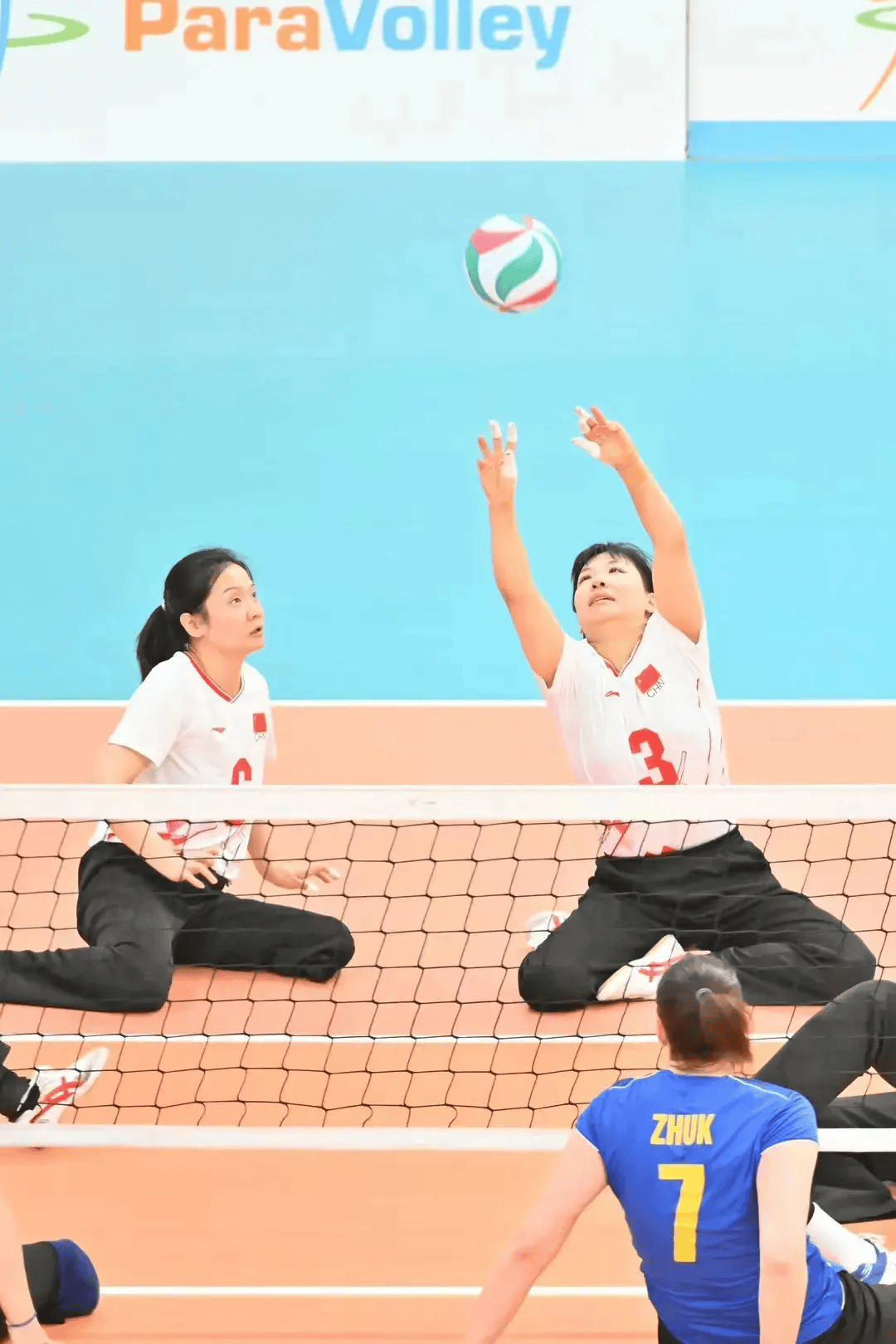 开云体育官方登录入口-中国女队在比赛中表现稳定，获胜