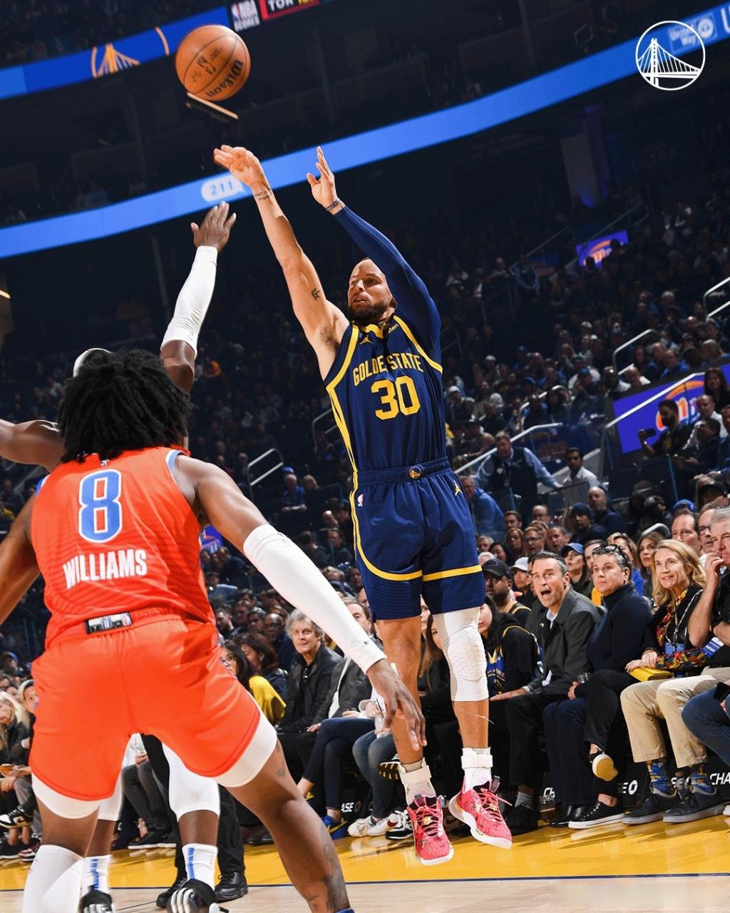 勇士爆冷负于雷霆，库里状态低迷