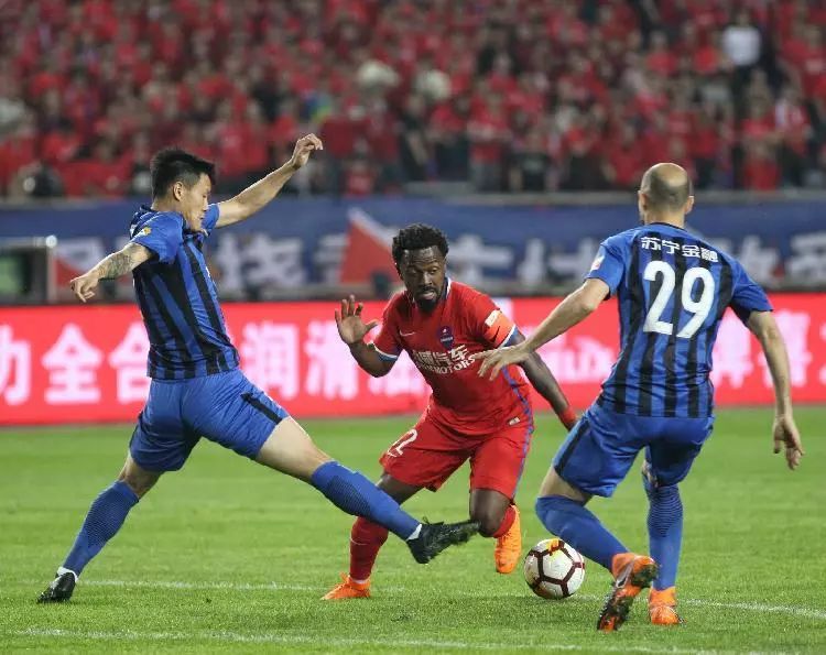 开云体育官方入口-重庆斯威客场大胜，发起积分攻势的简单介绍