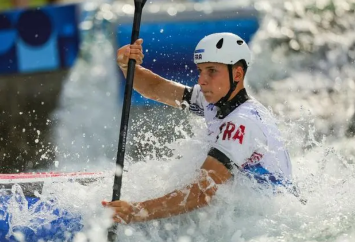 开云体育网页版登录入口-斯洛伐克选手在皮划艇比赛中夺冠