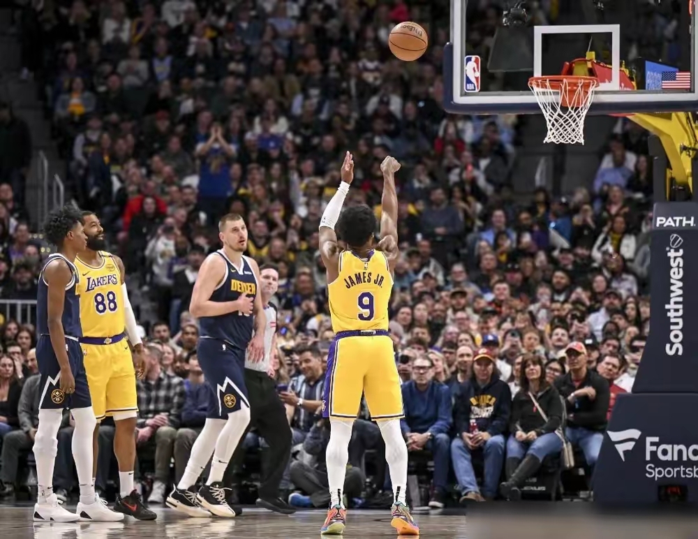 湖人战胜开拓者，晋级西部决赛的简单介绍