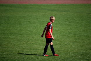 开云体育链接-巴萨宣布与梅西续约5年俱乐部愿意降薪以符合工资帽要求，巴萨官推梅西