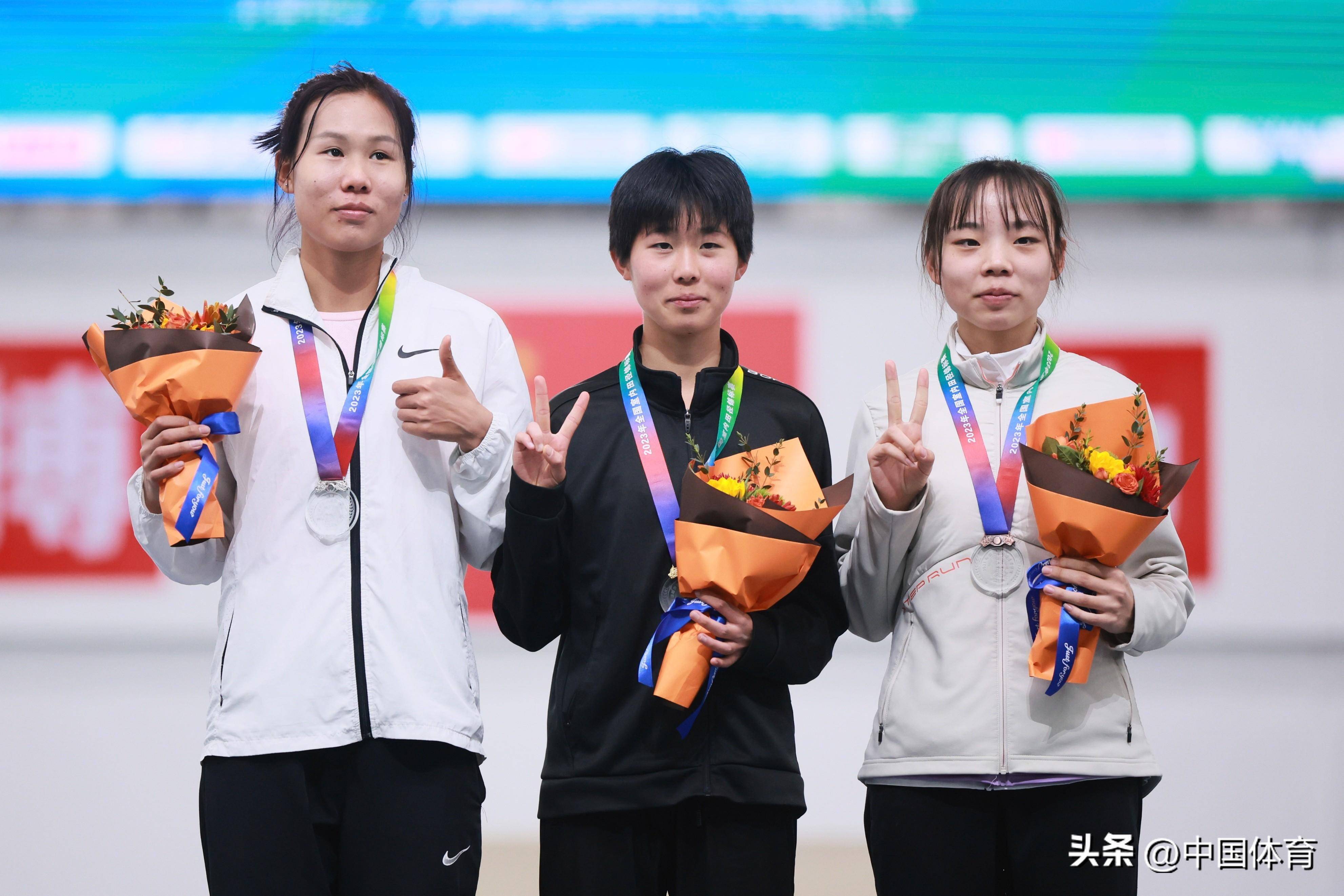 哥斯达黎加田径选手创造奇迹，登上领奖台的简单介绍