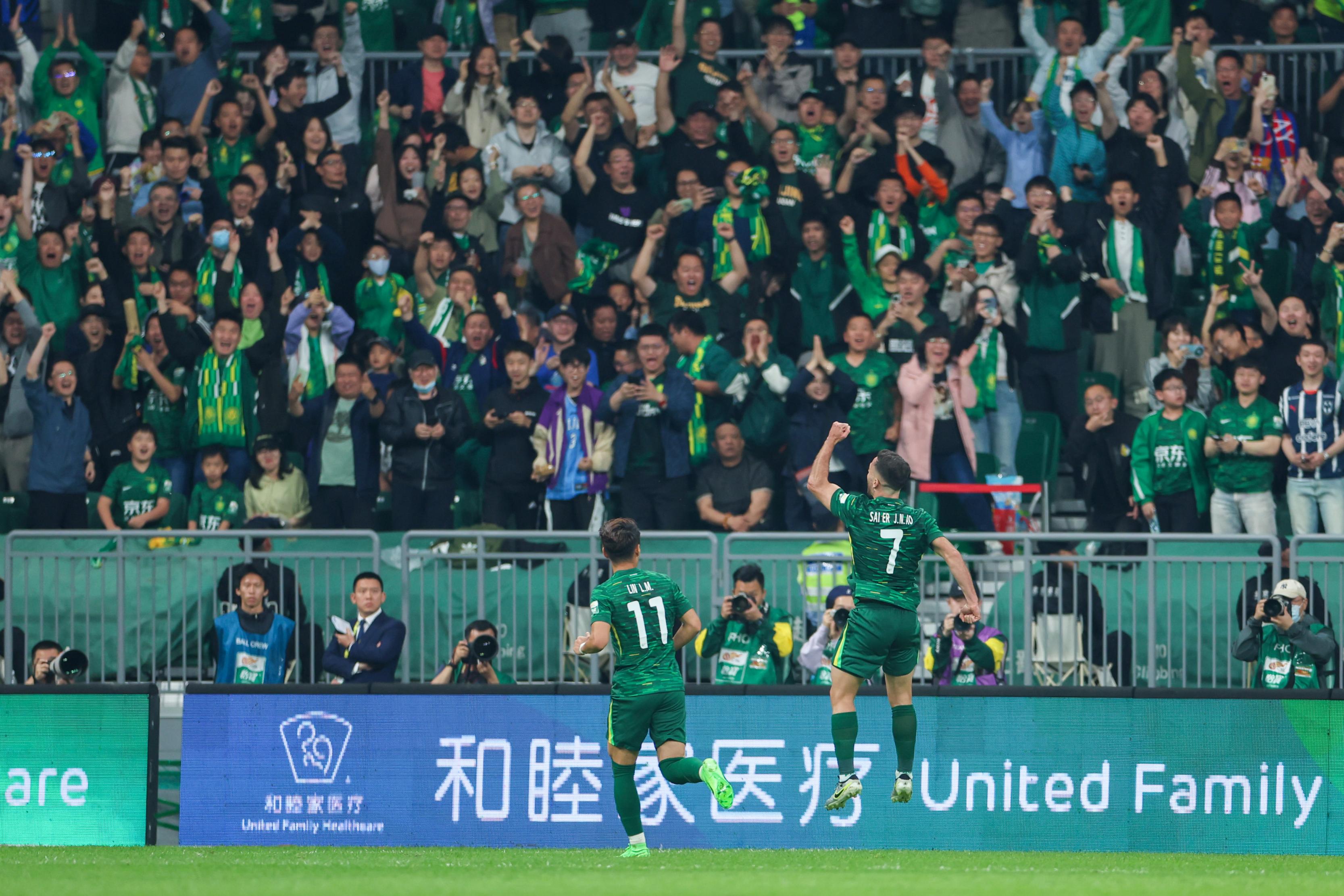 开云体育网页版-国安主场遭遇挑战：权健球迷齐聚观战