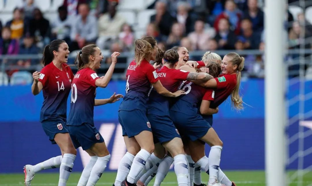 开云体育中国官网-东南亚女足比赛惊现爆冷，球队晋级机会渺茫