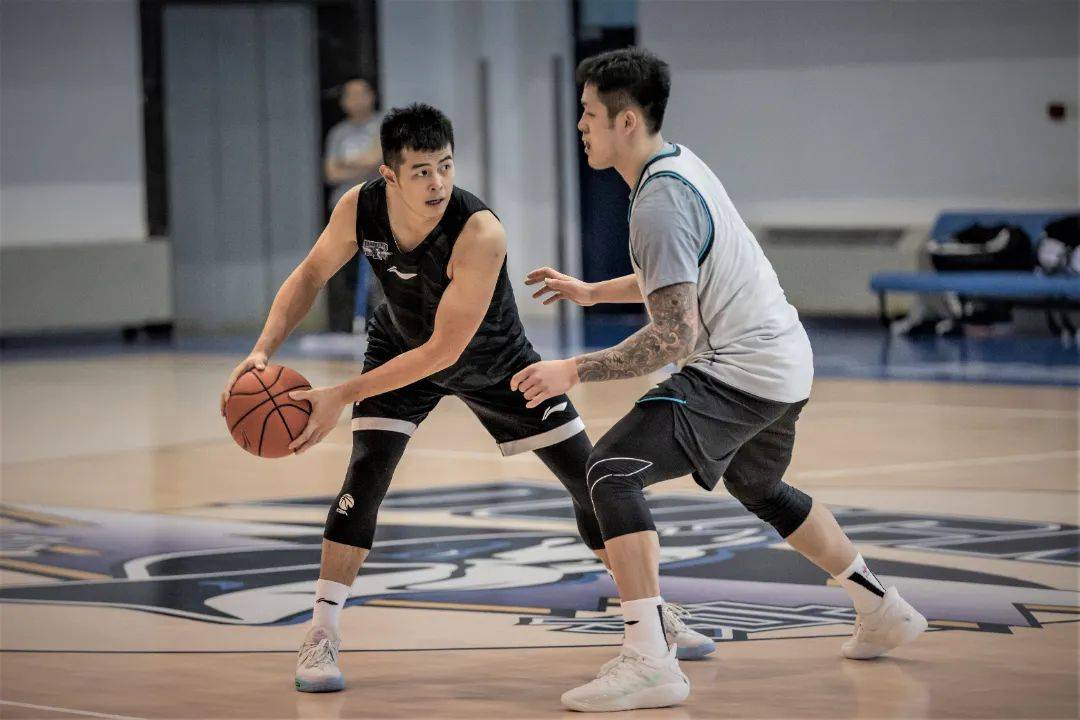 备战至毕生！选手全情投入为国争光的简单介绍