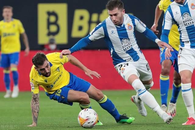 开云体育网站-桑普多利亚遭遇绝平，积分榜位置无变的简单介绍