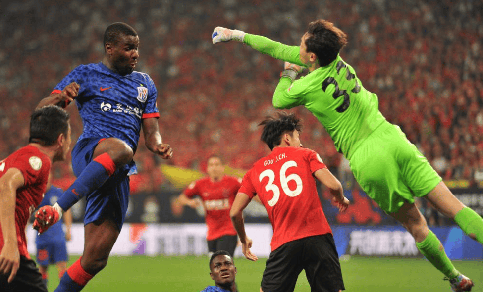 关于球队发挥团队配合，打破对手犀利防守的信息