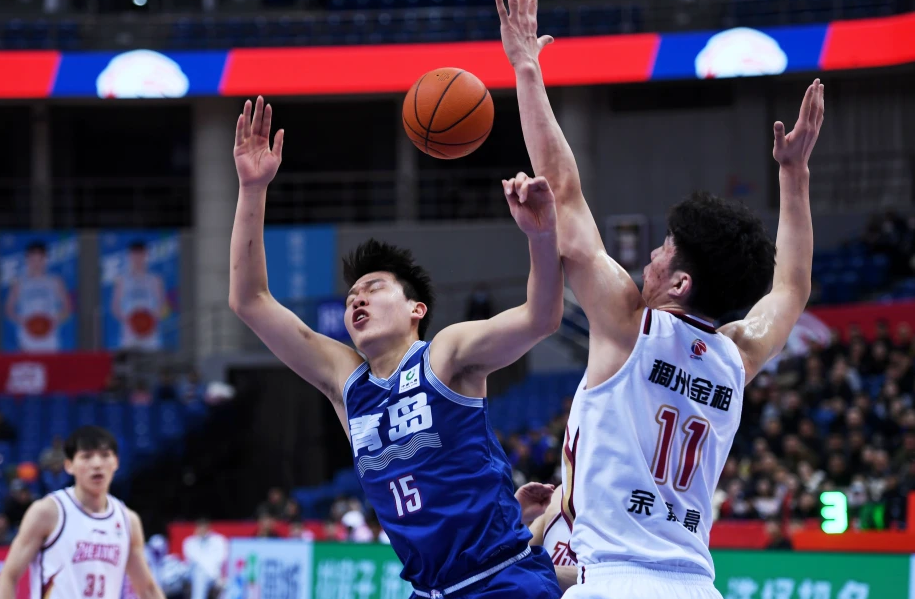 开云体育官网入口-包含重庆队将对阵上海男篮，胜负难料的词条