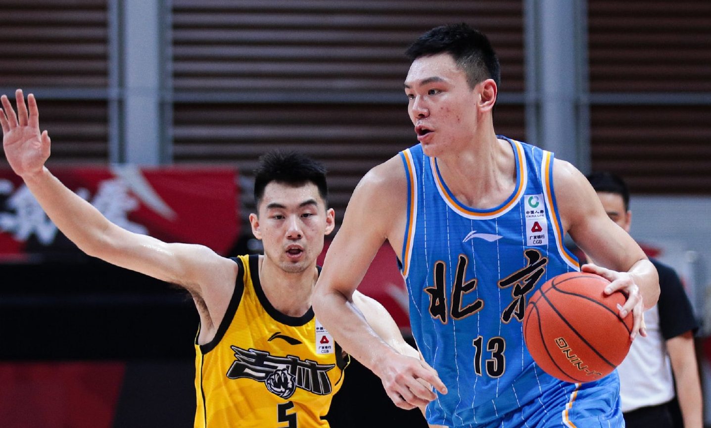 开云体育下载-广东队与山东队激战四个加时