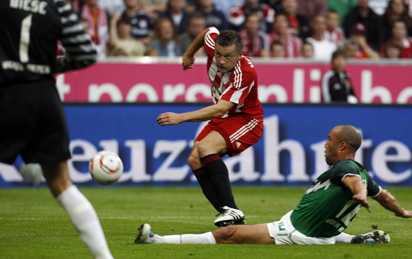 不莱梅连续三轮不胜，排名继续坠落的简单介绍