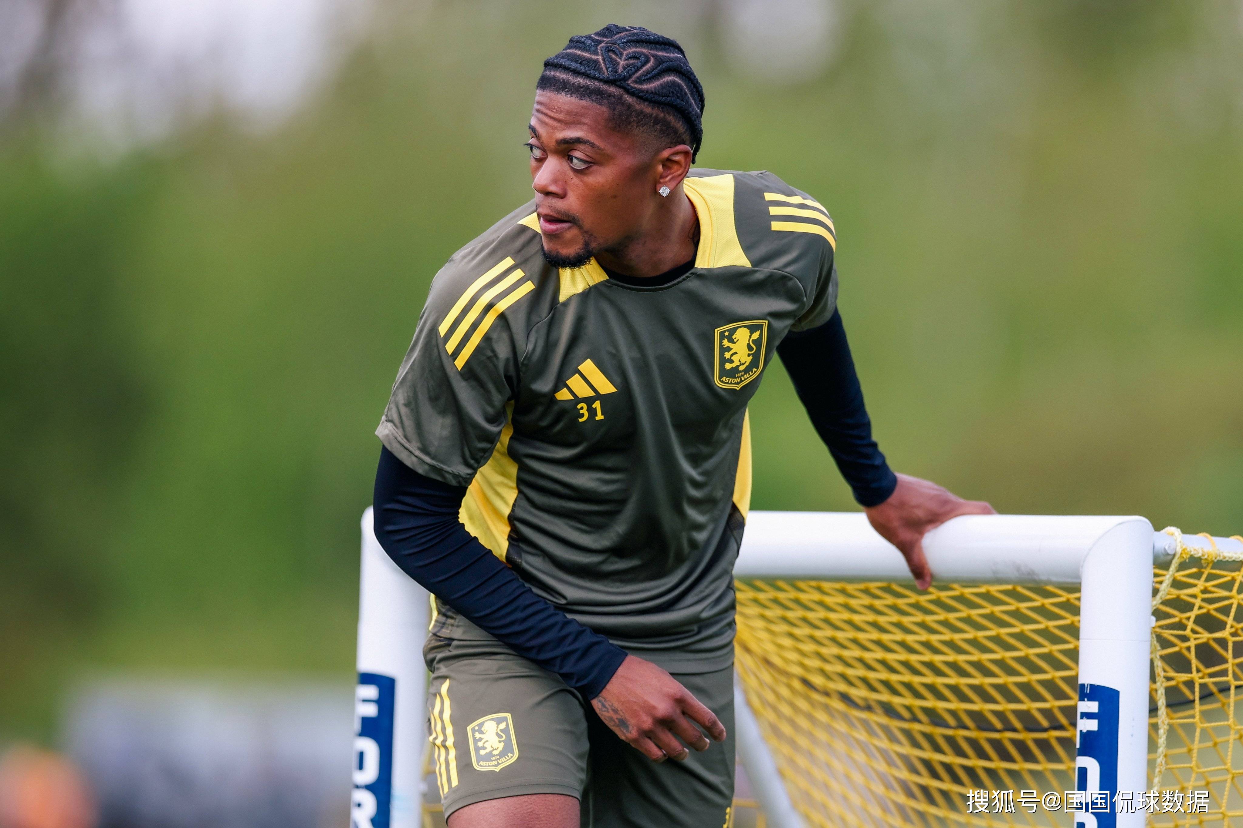 开云体育亚洲官网-包含阿斯顿维拉主场失利，英超保级压力骤增的词条