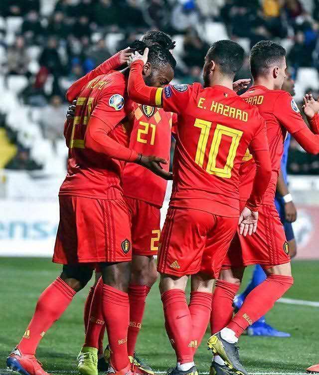 包含欧预赛关键对决，谁能一雪前耻？的词条